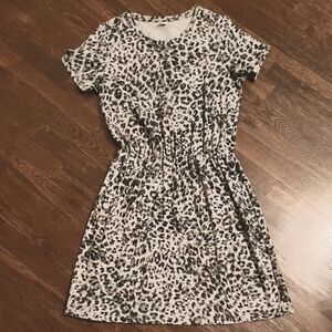 Old Navy Women's Leopard Print Short Sleeve Dress